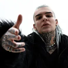 Dengarkan DANU, tonton video musik, baca bio, lihat tanggal tur & lainnya!