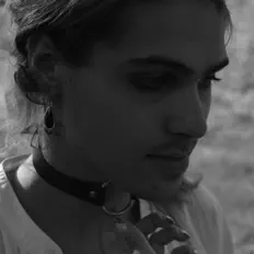 nadgobpoteg: песни, клипы, биография, даты выступлений и многое другое.