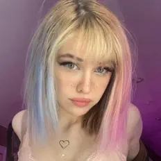 Dengarkan Xoxomyah, tonton video musik, baca bio, lihat tanggal tur & lainnya!