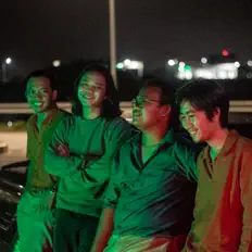 Mandoors dinle, müzik videolarını izle, biyografisini oku, tur tarihlerini ve daha fazlasını gör!