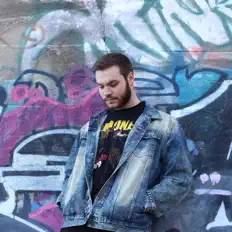 Luister naar Ttritty, bekijk muziekvideo's, lees de bio, bekijk de tourdata, en meer!