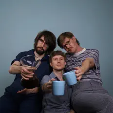 Ascolta Oblio, guarda video musicali, leggi la biografia, vedi le date del tour & altro!