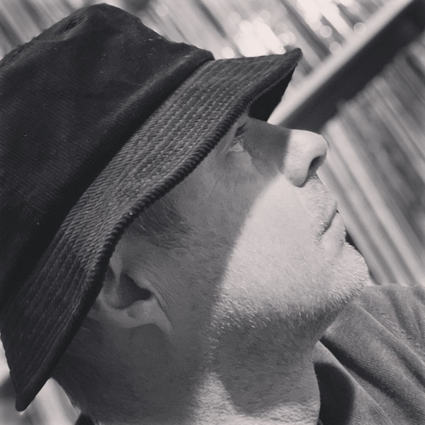 Alias Molombo's avatar