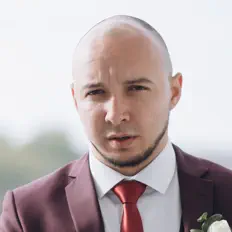 Владислав Бурага을(를) 듣고, 뮤직 비디오를 보고, 약력을 읽고, 투어 일정 등을 확인하세요!