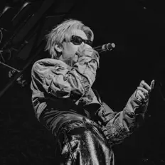 Listen to Boxi Chen, watch music videos, read bio, see tour dates & more!