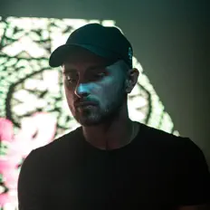 Écoutez Connor Hunter, regardez des vidéoclips, lisez la biographie, consultez les dates de tournée et plus encore !