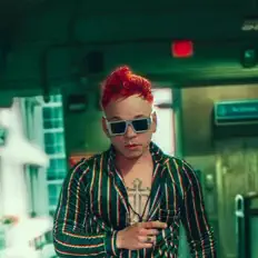 收听 El Kuate、观看音乐视频、阅读小传、查看巡演日期等 ！