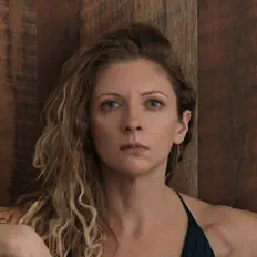 lori jeanを聴いたり、ミュージックビデオを鑑賞したり、経歴やツアー日程などを確認したりしましょう！