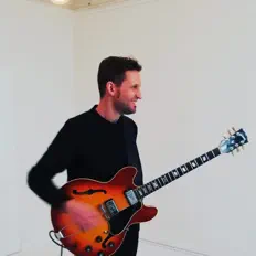 Posłuchaj wykonawcy Timo Willecke, obejrzyj teledyski, przeczytaj biografię, zobacz daty tras koncertowych i nie tylko!