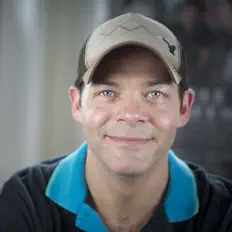 Ascolta Bobby Cronin, guarda video musicali, leggi la biografia, vedi le date del tour & altro!