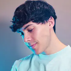 收听 Bracco、观看音乐视频、阅读小传、查看巡演日期等 ！