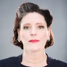 Listen to AnNa R., watch music videos, read bio, see tour dates & more!