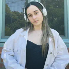 Listen to Martina Gryntysz, watch music videos, read bio, see tour dates & more!