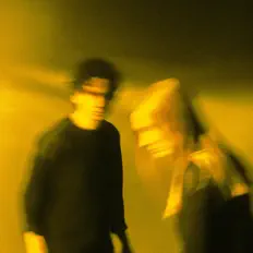 Escucha a Minihi, mira videos musicales, lee su biografía, consulta las fechas de las gira y más.