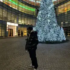 收听 K1NG STEVE、观看音乐视频、阅读小传、查看巡演日期等 ！