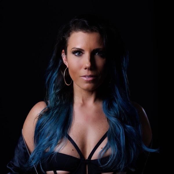 Carly Wilford's avatar