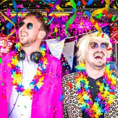 Ascolta Bennie Beenham, guarda video musicali, leggi la biografia, vedi le date del tour & altro!