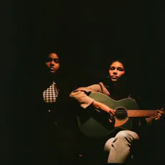 Ouve Eaglin, vê vídeos de música, lê a biografia, vê as datas da digressão e muito mais!