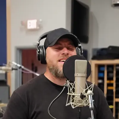 Listen to Dustin Showers, watch music videos, read bio, see tour dates & more!