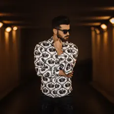 收听 Ayaz Yolchuyev、观看音乐视频、阅读小传、查看巡演日期等 ！