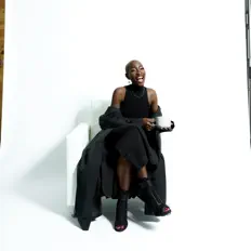 Listen to Triniti Shyell, watch music videos, read bio, see tour dates & more!