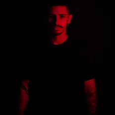 Écoutez Undercode, regardez des vidéoclips, lisez la biographie, consultez les dates de tournée et plus encore !