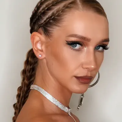 Listen to Alina Botanovna, watch music videos, read bio, see tour dates & more!
