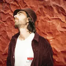 Ascolta Bonni, guarda video musicali, leggi la biografia, vedi le date del tour & altro!