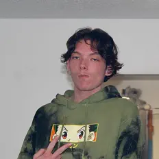 Fatboy Mooch सुनें, म्यूज़िक वीडियो देखें, बायो पढ़ें, दौरे की तारीखें और बहुत कुछ देखें!