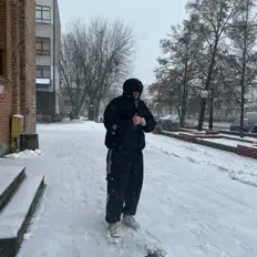 Escucha a HERSZ, mira videos musicales, lee su biografía, consulta las fechas de las gira y más.