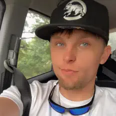 JodyMfjonesを聴いたり、ミュージックビデオを鑑賞したり、経歴やツアー日程などを確認したりしましょう！