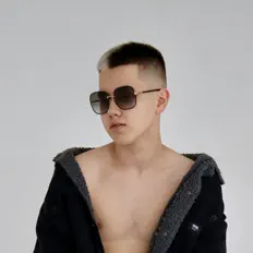 Ouve Наш последний поцелуй, vê vídeos de música, lê a biografia, vê as datas da digressão e muito mais!