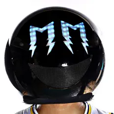 Luister naar DJ MaskBox, bekijk muziekvideo's, lees de bio, bekijk de tourdata, en meer!