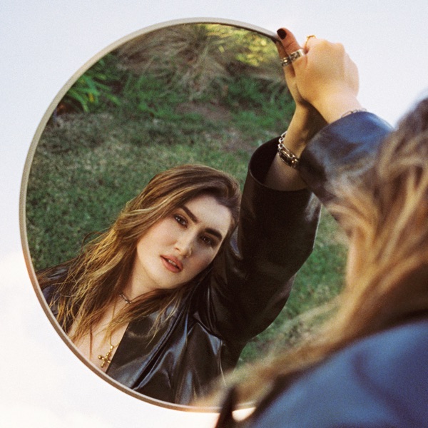 Rosa Linn's avatar