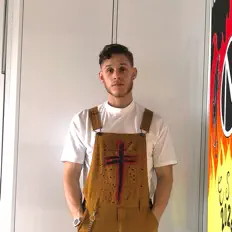 setapart Matthew을(를) 듣고, 뮤직 비디오를 보고, 약력을 읽고, 투어 일정 등을 확인하세요!