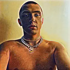 Sen$を聴いたり、ミュージックビデオを鑑賞したり、経歴やツアー日程などを確認したりしましょう！