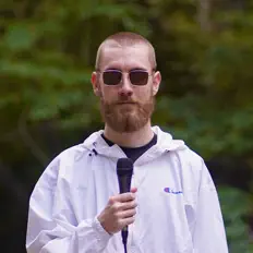 Ακούστε περιεχόμενο από Beige Delight, παρακολουθήστε μουσικά βίντεο, διαβάστε το βιογραφικό, δείτε ημερομηνίες περιοδείας, και πολλά ακόμη!