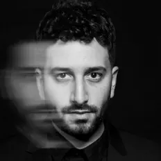 Escucha a Nico Cotton, mira videos musicales, lee su biografía, consulta las fechas de las gira y más.