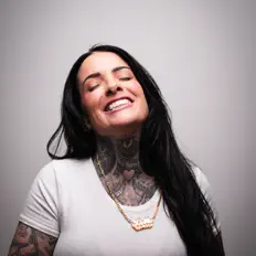 Dengarkan Lisa Bello, tonton video musik, baca bio, lihat tanggal tur & lainnya!