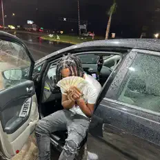 Ouça King Smoove, assista a videoclipes, leia a biografia, veja as datas das turnês e mais!