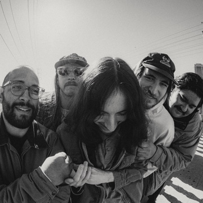 Listen to The High Curbs, watch music videos, read bio, see tour dates & more!