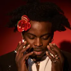 Poslechněte si interpreta Lovn, sledujte hudební videa, přečtěte si životopis, podívejte se na data turné a další informace.