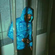 Thuggaを聴いたり、ミュージックビデオを鑑賞したり、経歴やツアー日程などを確認したりしましょう！