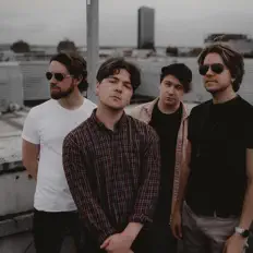 Escucha a Noyou, mira videos musicales, lee su biografía, consulta las fechas de las gira y más.