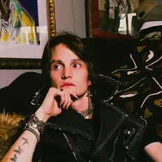 Isaiah Brown सुनें, म्यूज़िक वीडियो देखें, बायो पढ़ें, दौरे की तारीखें और बहुत कुछ देखें!