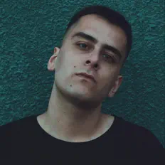 Posłuchaj wykonawcy ZNNKN, obejrzyj teledyski, przeczytaj biografię, zobacz daty tras koncertowych i nie tylko!