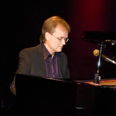 Ouça Marc-Andre Pepin, assista a videoclipes, leia a biografia, veja as datas das turnês e mais!