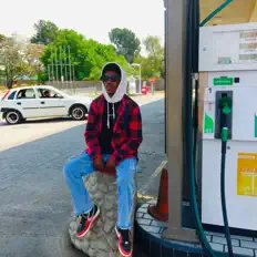 da Real Franky을(를) 듣고, 뮤직 비디오를 보고, 약력을 읽고, 투어 일정 등을 확인하세요!