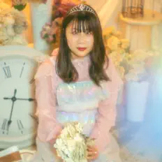 收听 Honorin、观看音乐视频、阅读小传、查看巡演日期等 ！