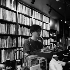 Shoo Isamiza을(를) 듣고, 뮤직 비디오를 보고, 약력을 읽고, 투어 일정 등을 확인하세요!